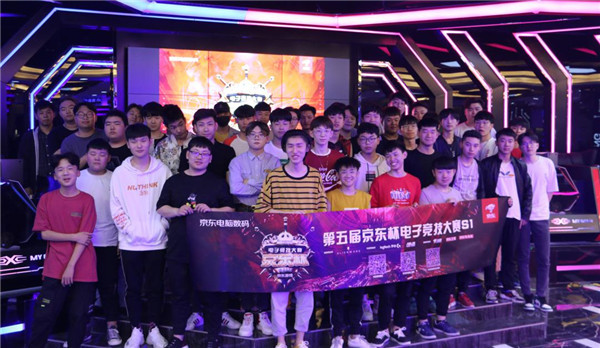 星后卫哈托 星后卫哈托