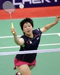 引众多球迷 引众多球迷