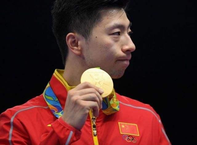 沙特站成了 沙特站成了